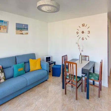 Elegant With Terrace *