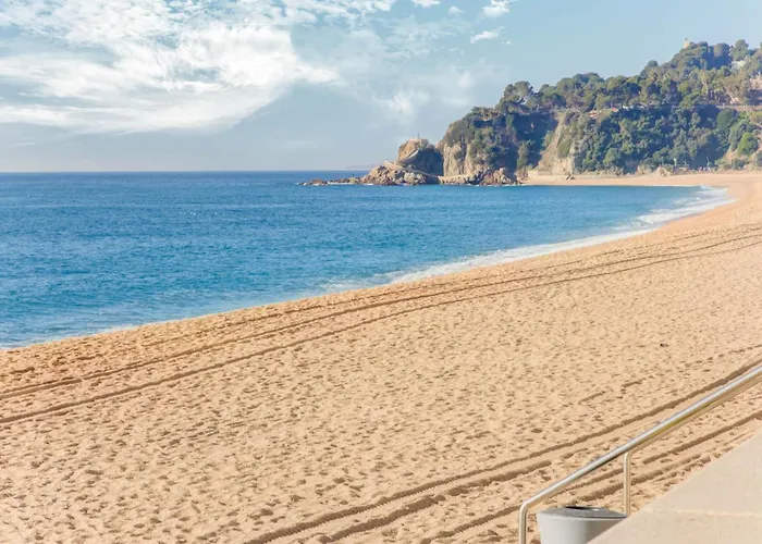 Elegant With Terrace Διαμέρισμα