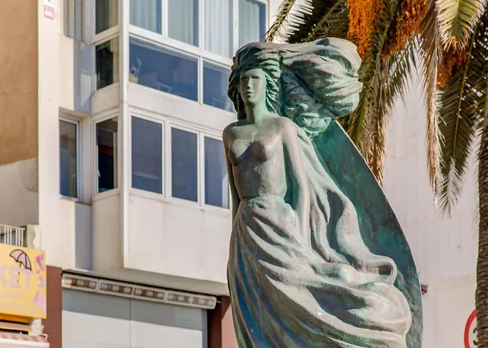 Διαμέρισμα Elegant With Terrace