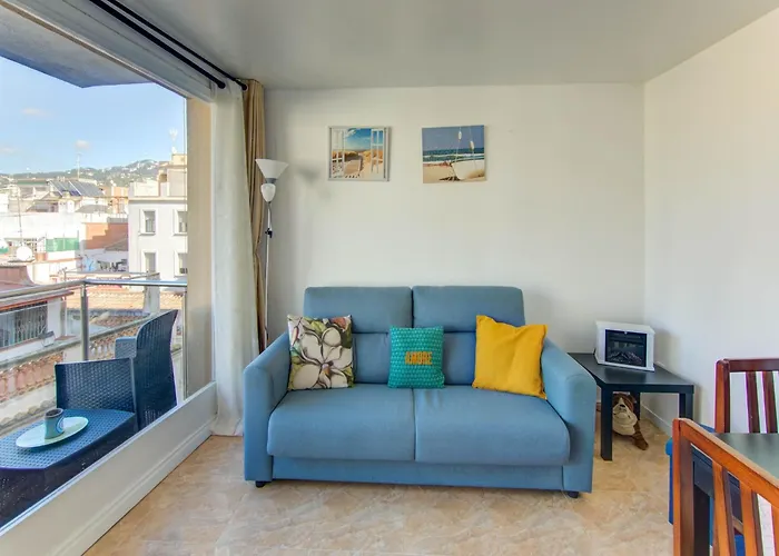 Elegant With Terrace Apartament *