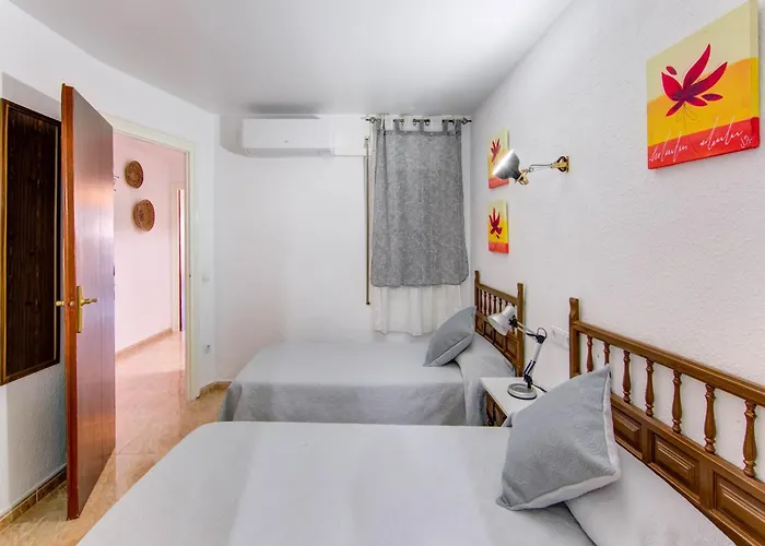 Elegant With Terrace Apartament *