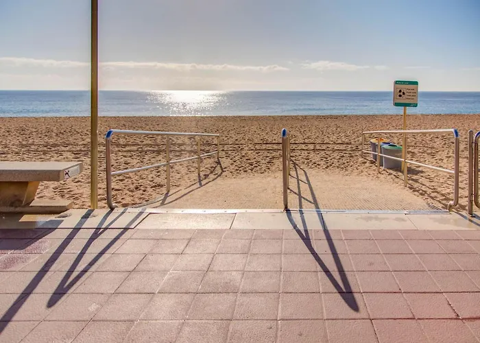 Elegant With Terrace